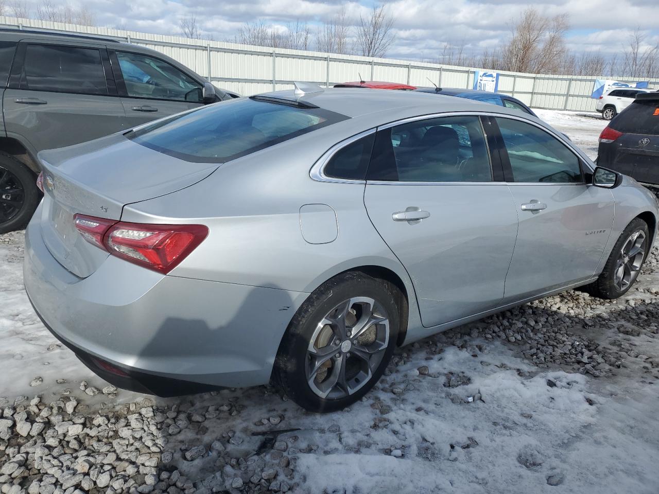 2021 Chevrolet Malibu - Image 3