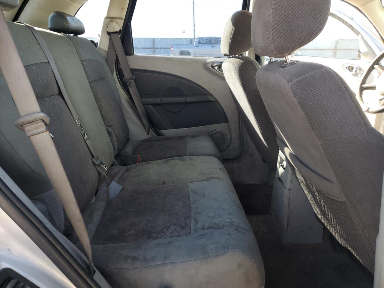 2008 Chrysler PT Cruiser - Image 10