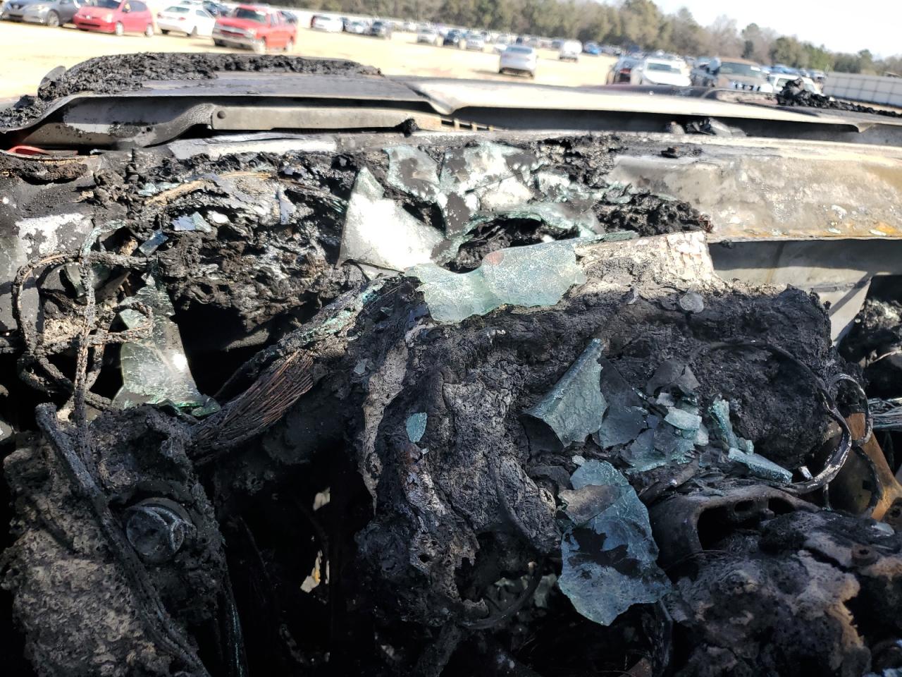 2013 Chevrolet Silverado - Image 9