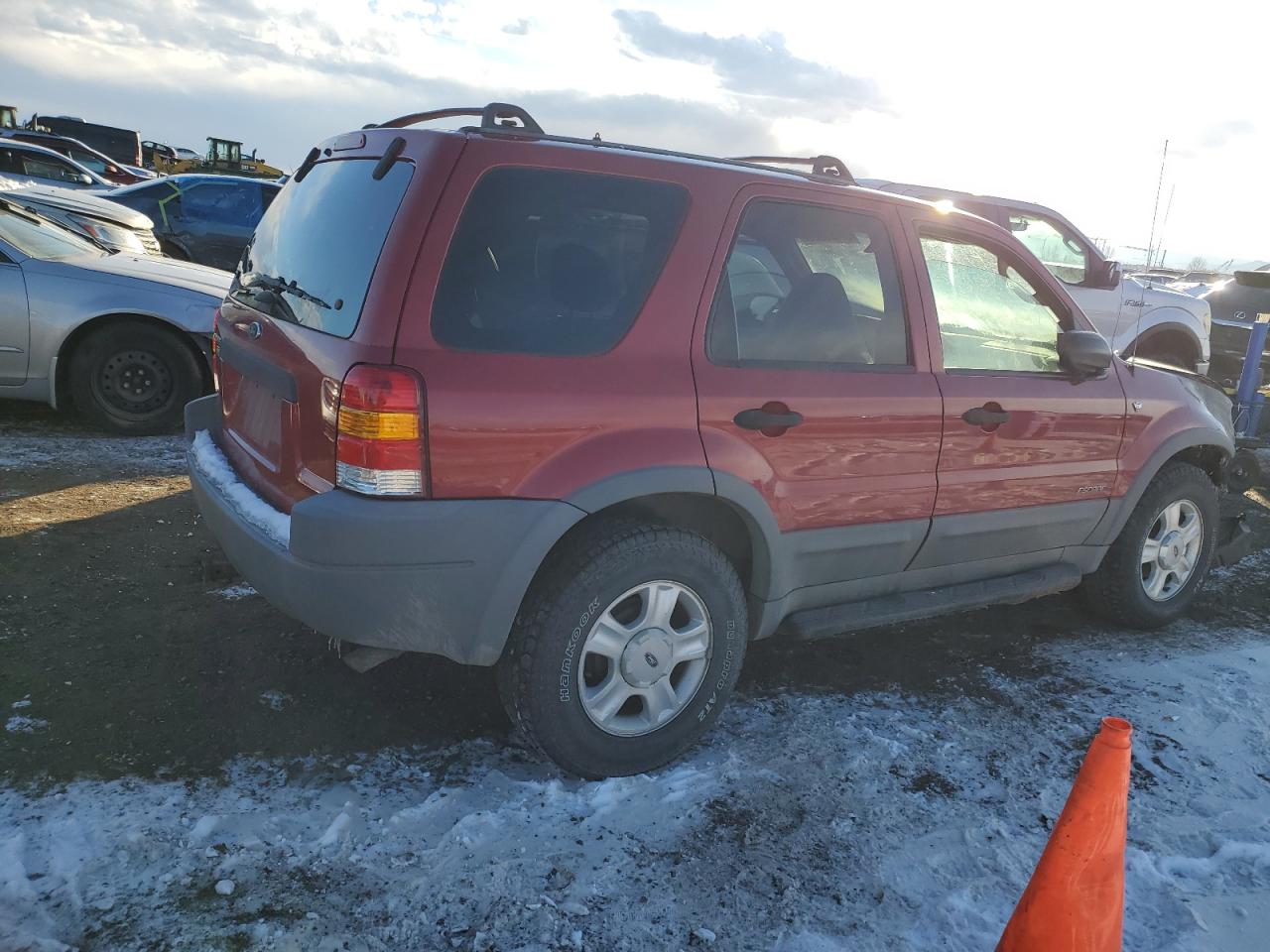 2001 Ford Escape - Image 3