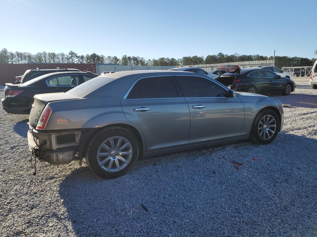 2014 Chrysler 300 - Image 3