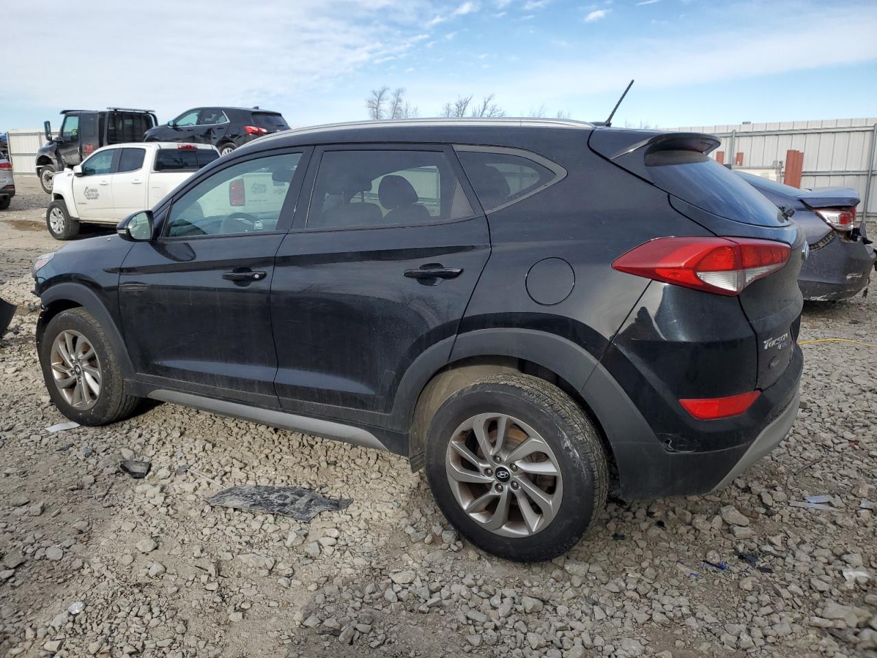 2017 Hyundai Tucson - Image 2