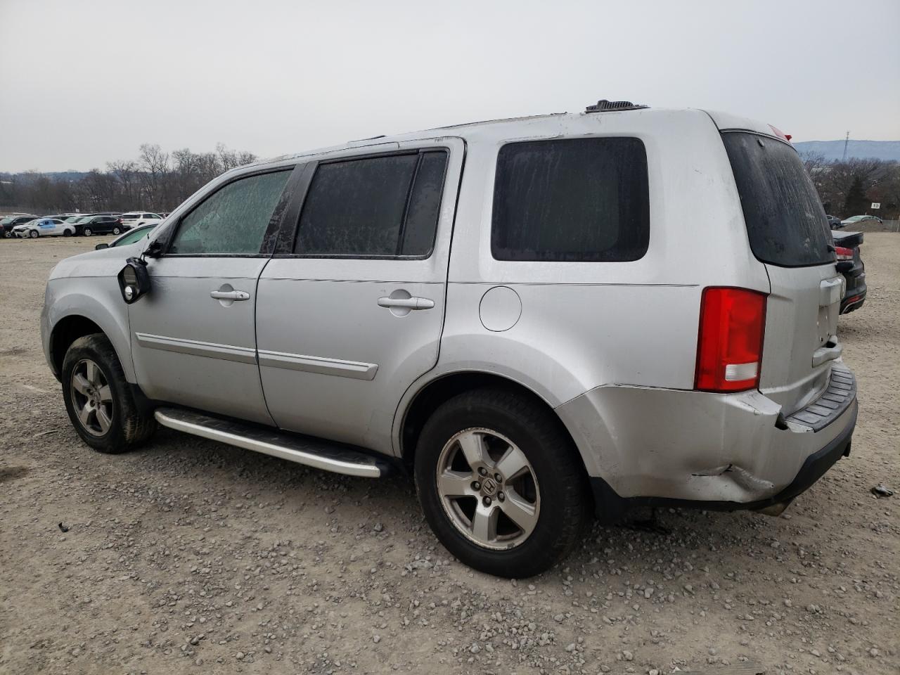 2010 Honda Pilot - Image 2