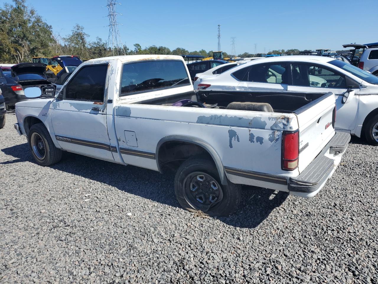 1993 GMC Sonoma - Image 2
