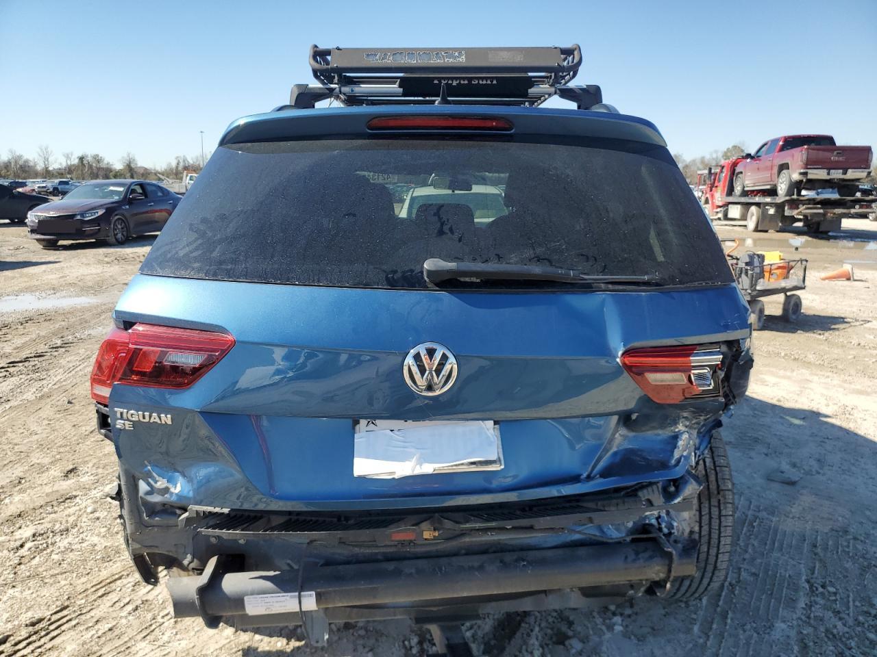 2020 Volkswagen Tiguan - Image 6