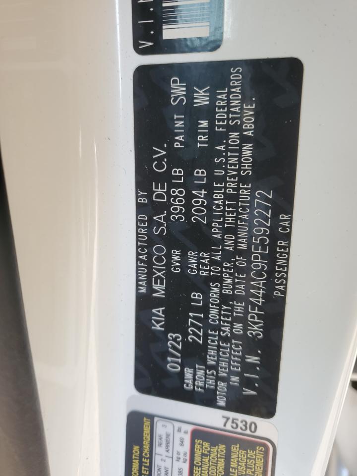 2023 Kia Forte - Image 13