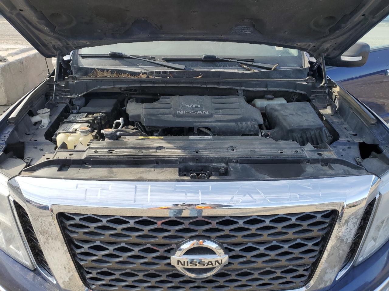 2017 Nissan Titan - Image 11