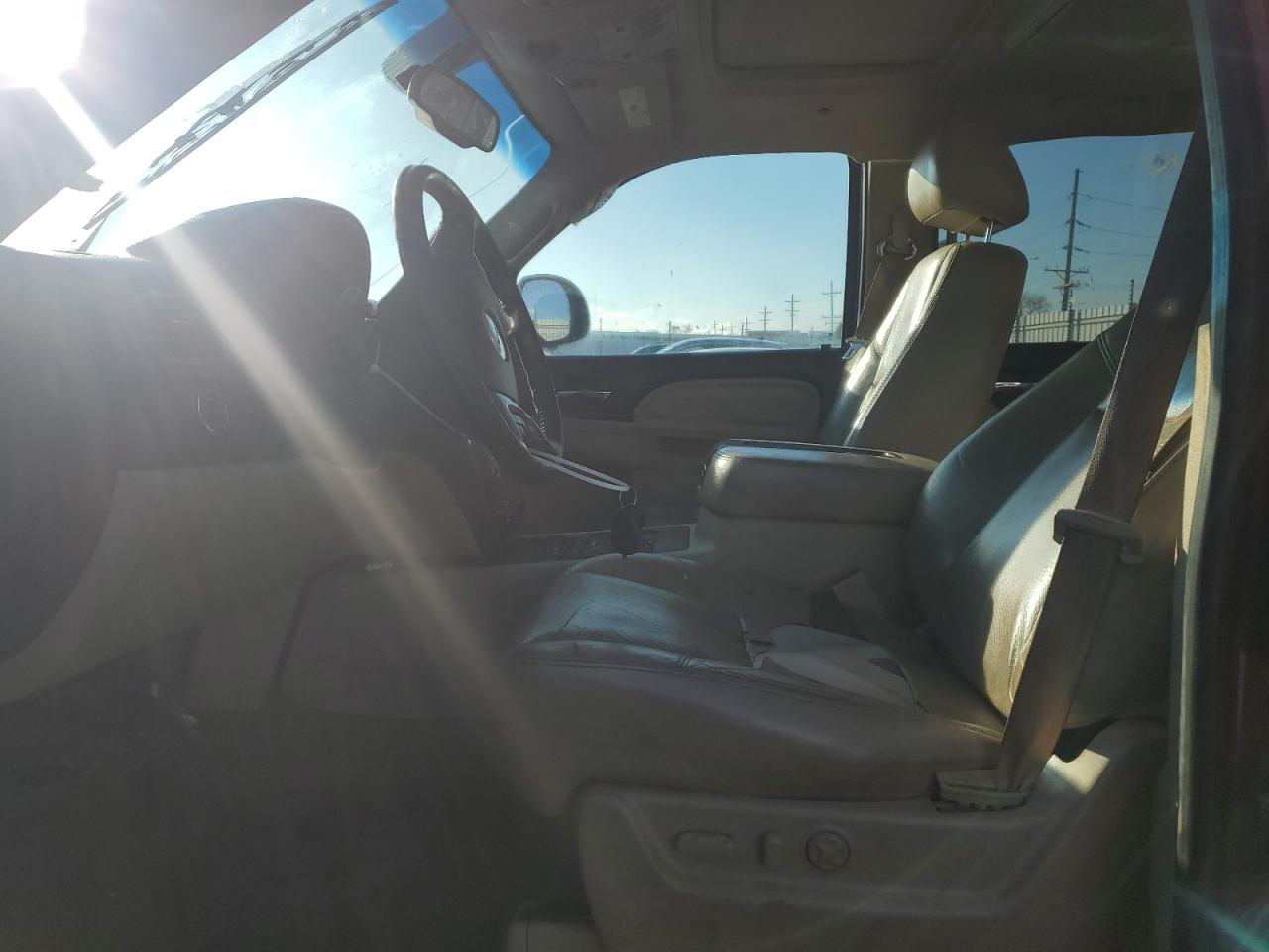 2011 GMC Yukon Xl Denali VIN: 1GKS2MEF7BR157566 Lot: 87165914