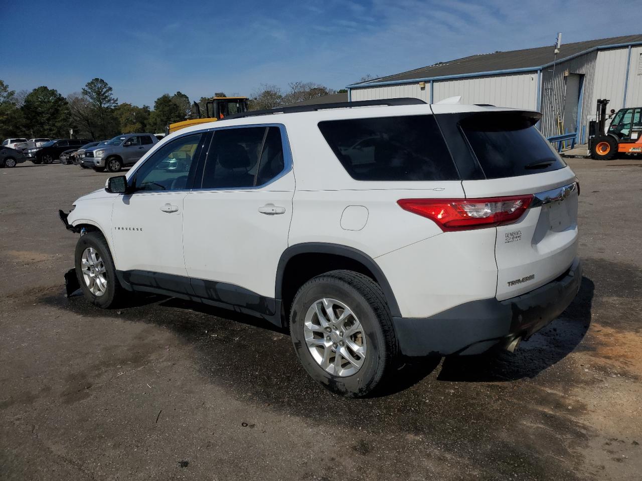 2019 Chevrolet Traverse - Image 2