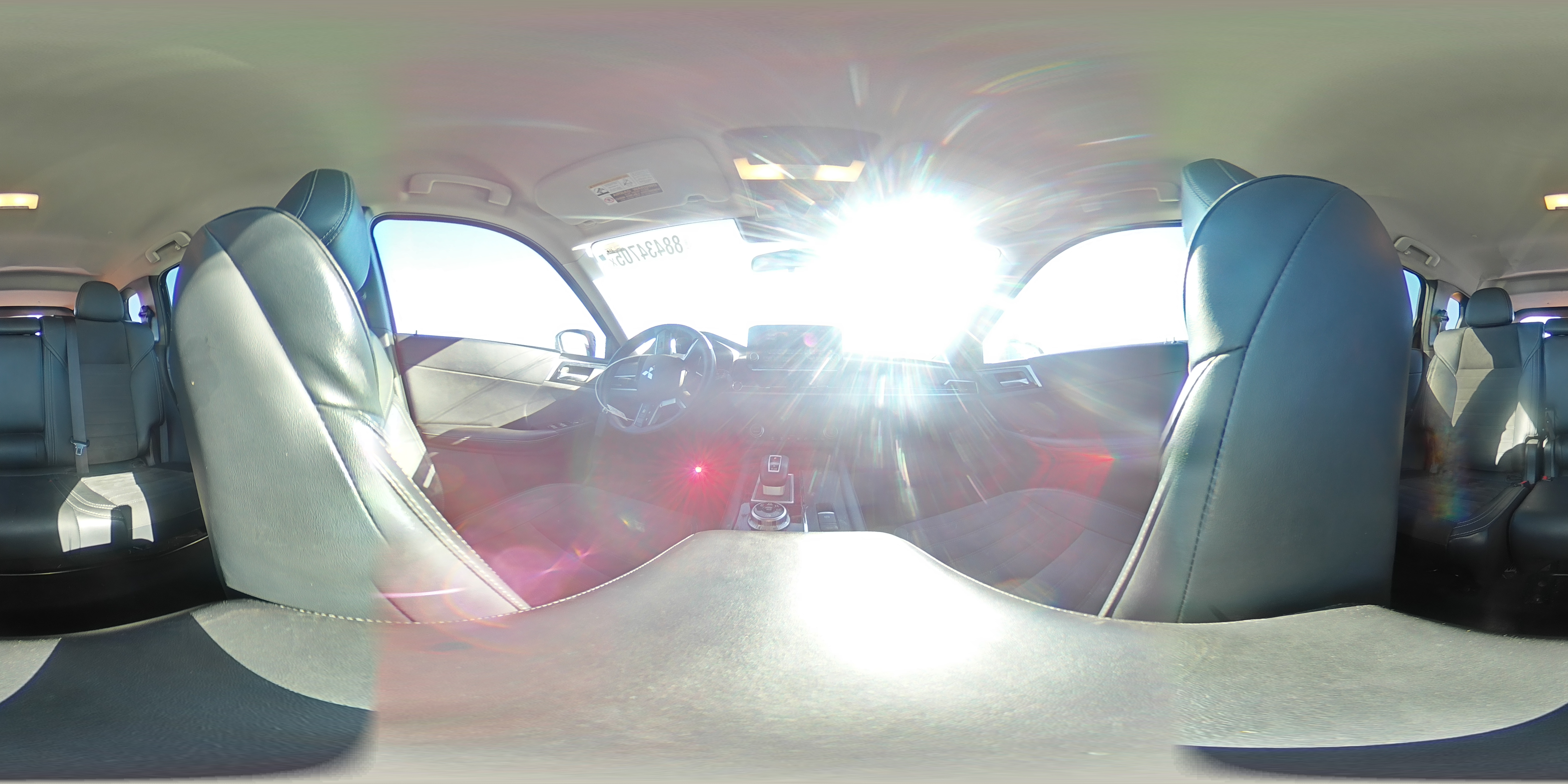 2024 Mitsubishi Outlander - Image 15