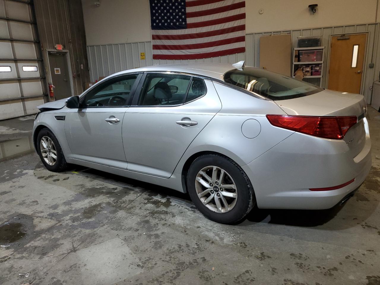 2011 Kia Optima - Image 2