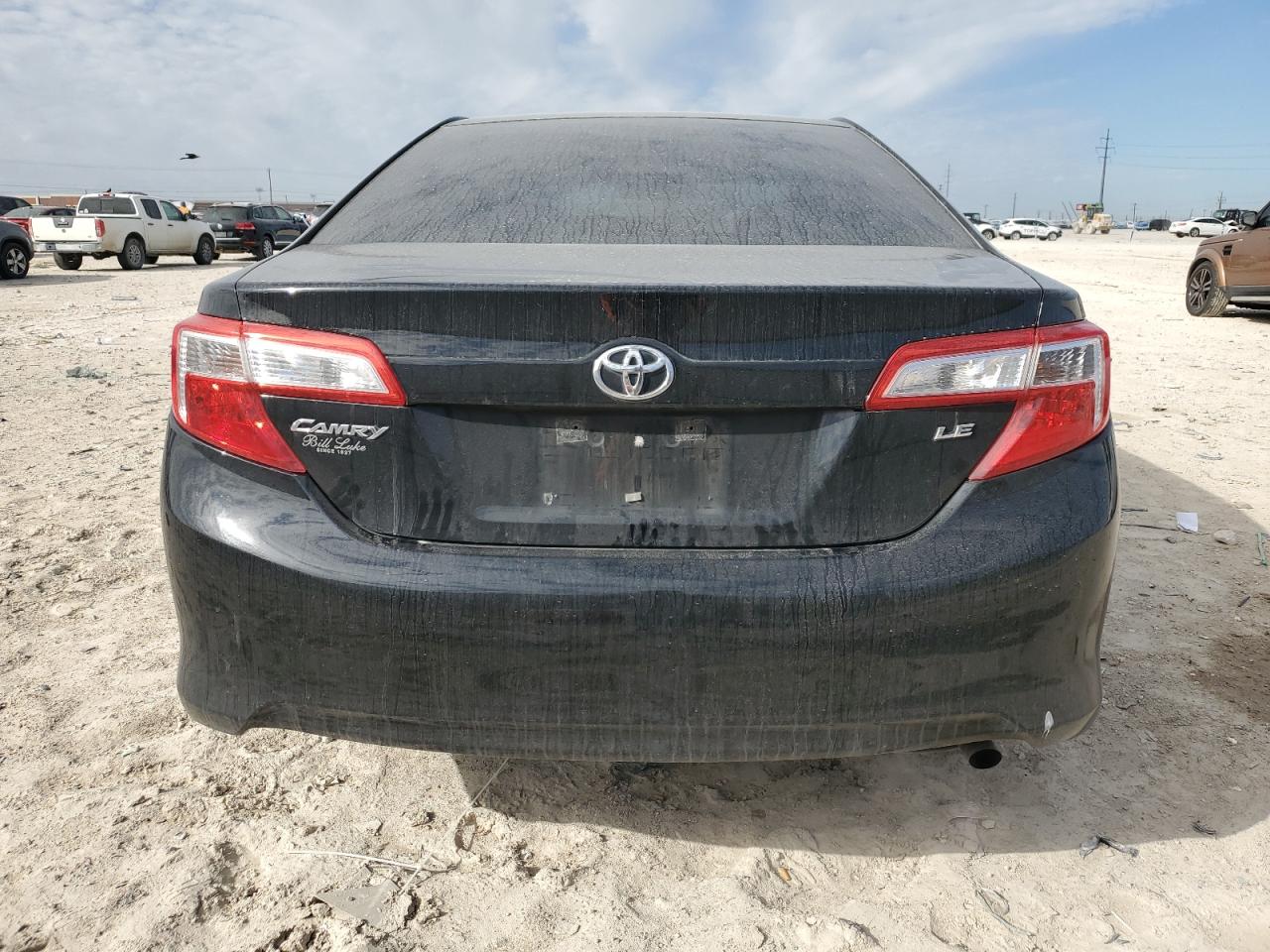 2012 Toyota Camry - Image 6