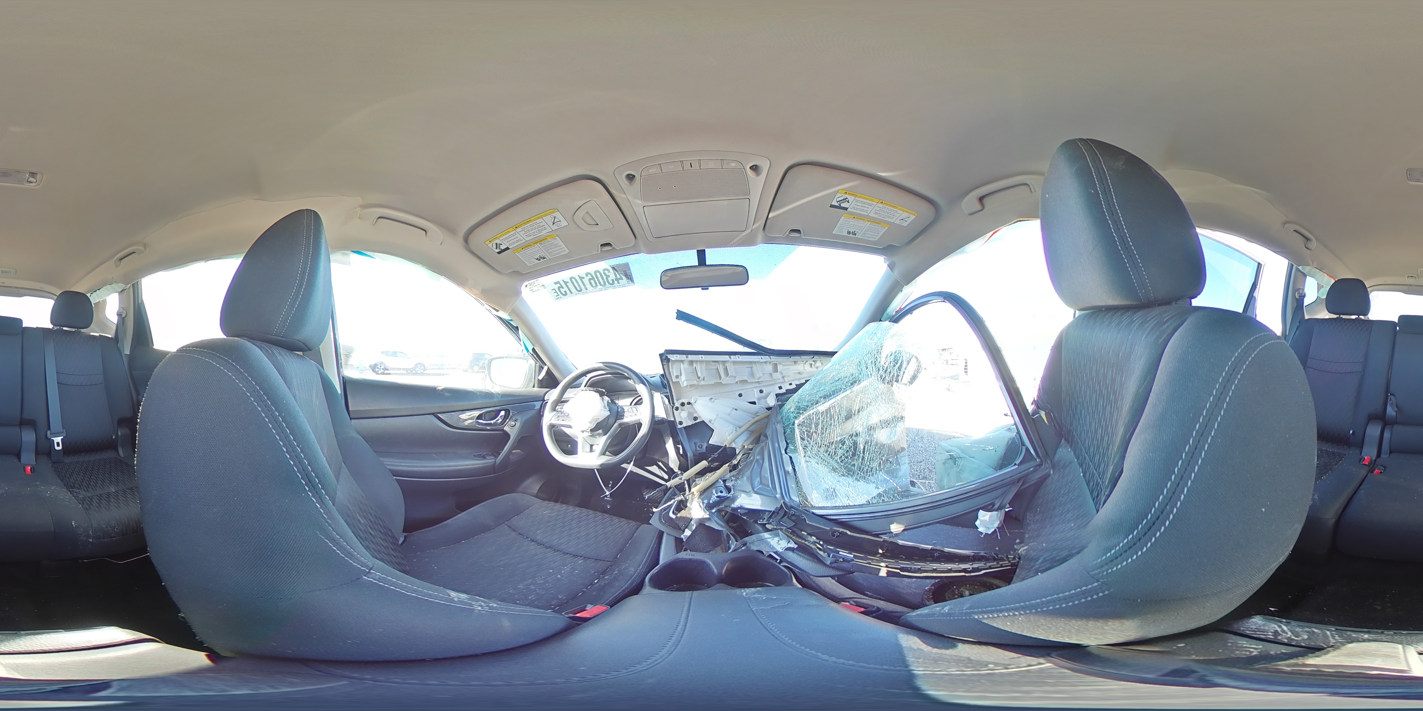 2018 Nissan Rogue - Image 14