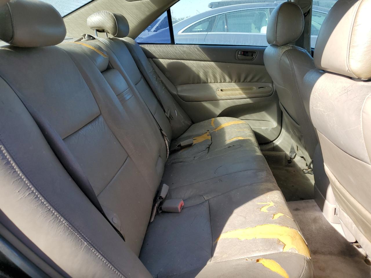 2002 Toyota Camry - Image 10