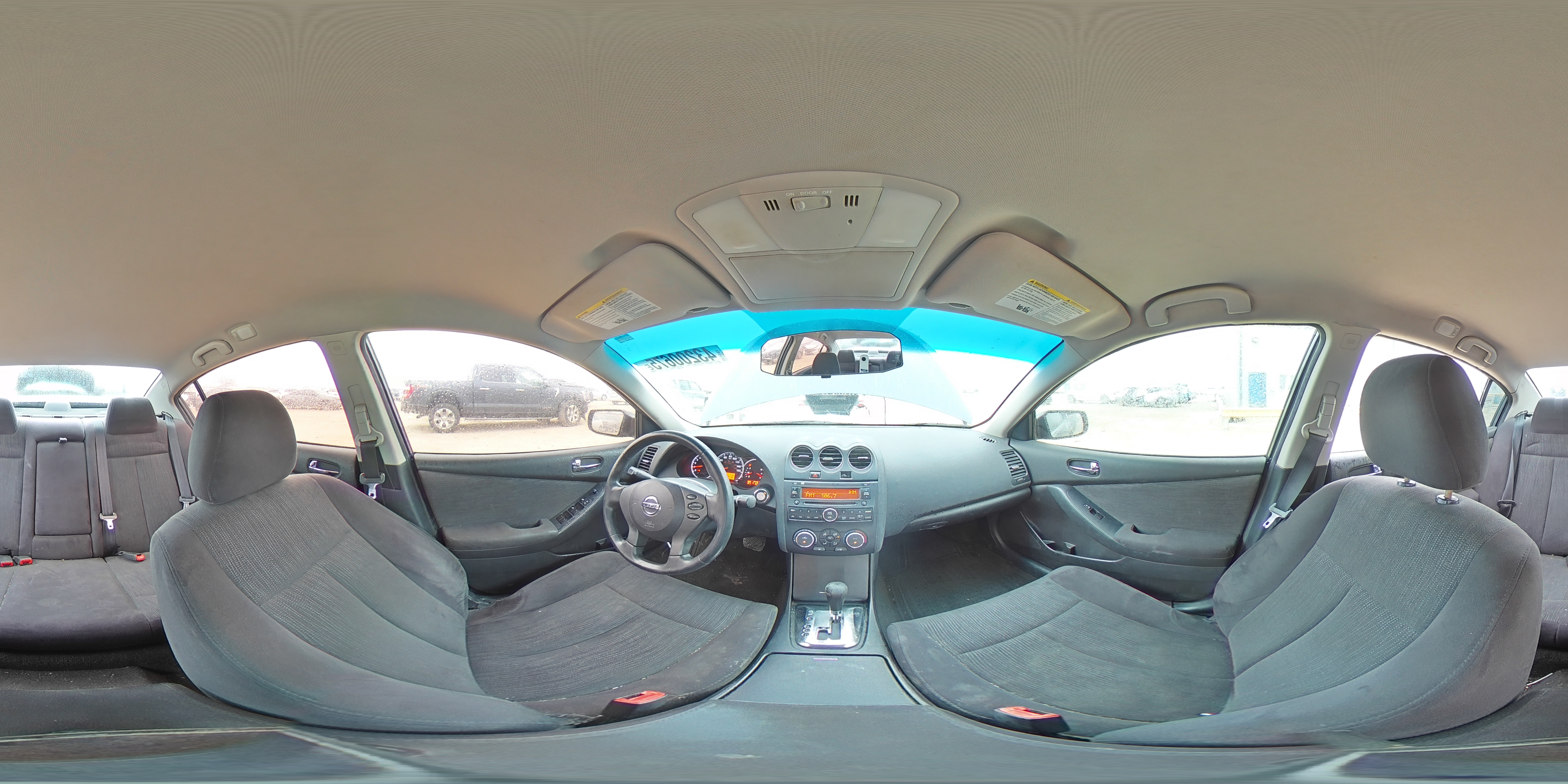 2012 Nissan Altima - Image 13