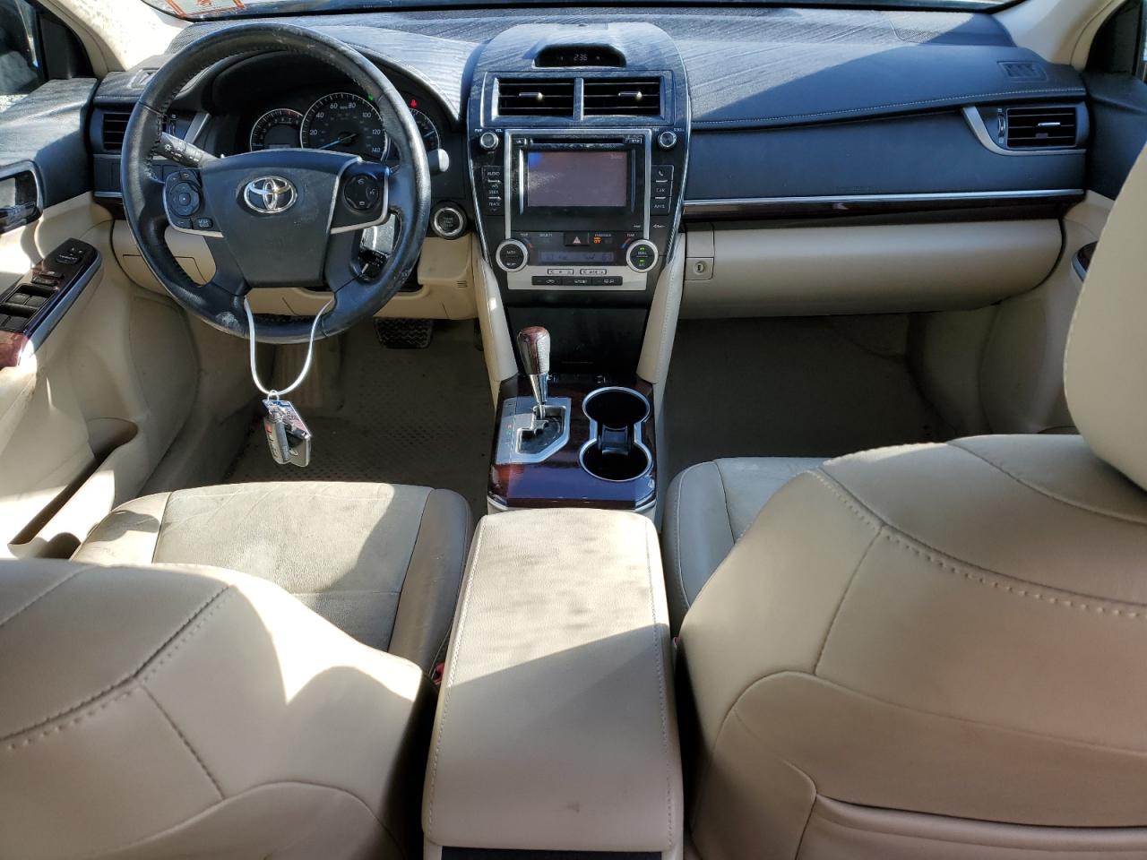2012 Toyota Camry - Image 8