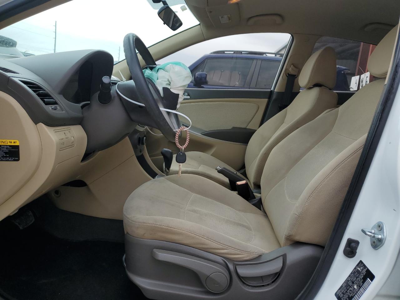 2014 Hyundai Accent - Image 7