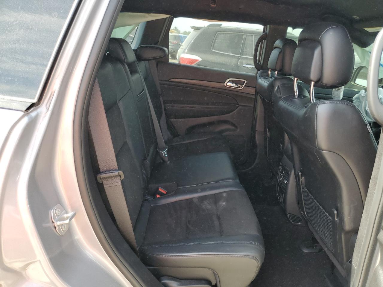 2021 Jeep Grand Cherokee - Image 12