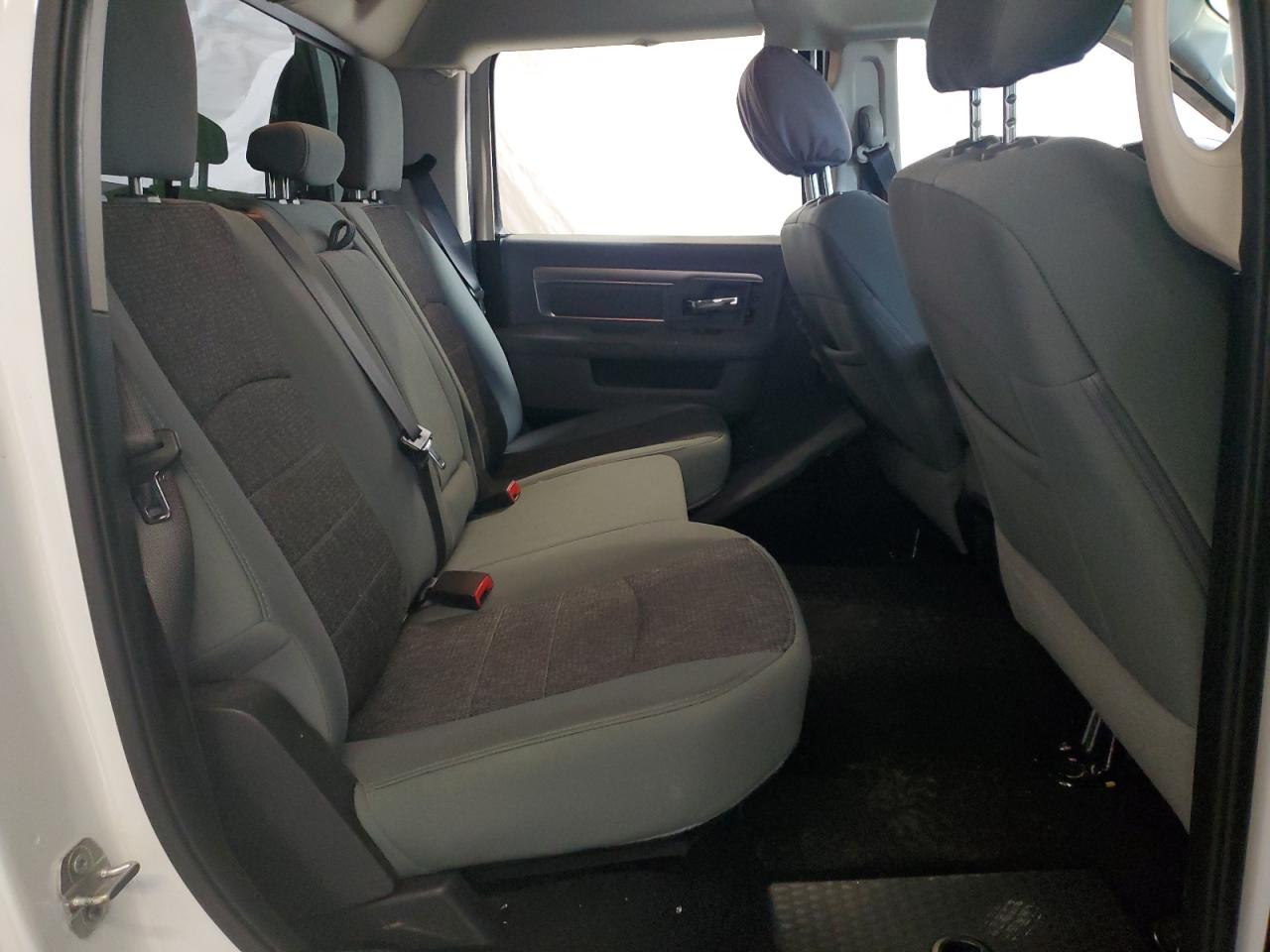 2019 RAM 1500 - Image 10