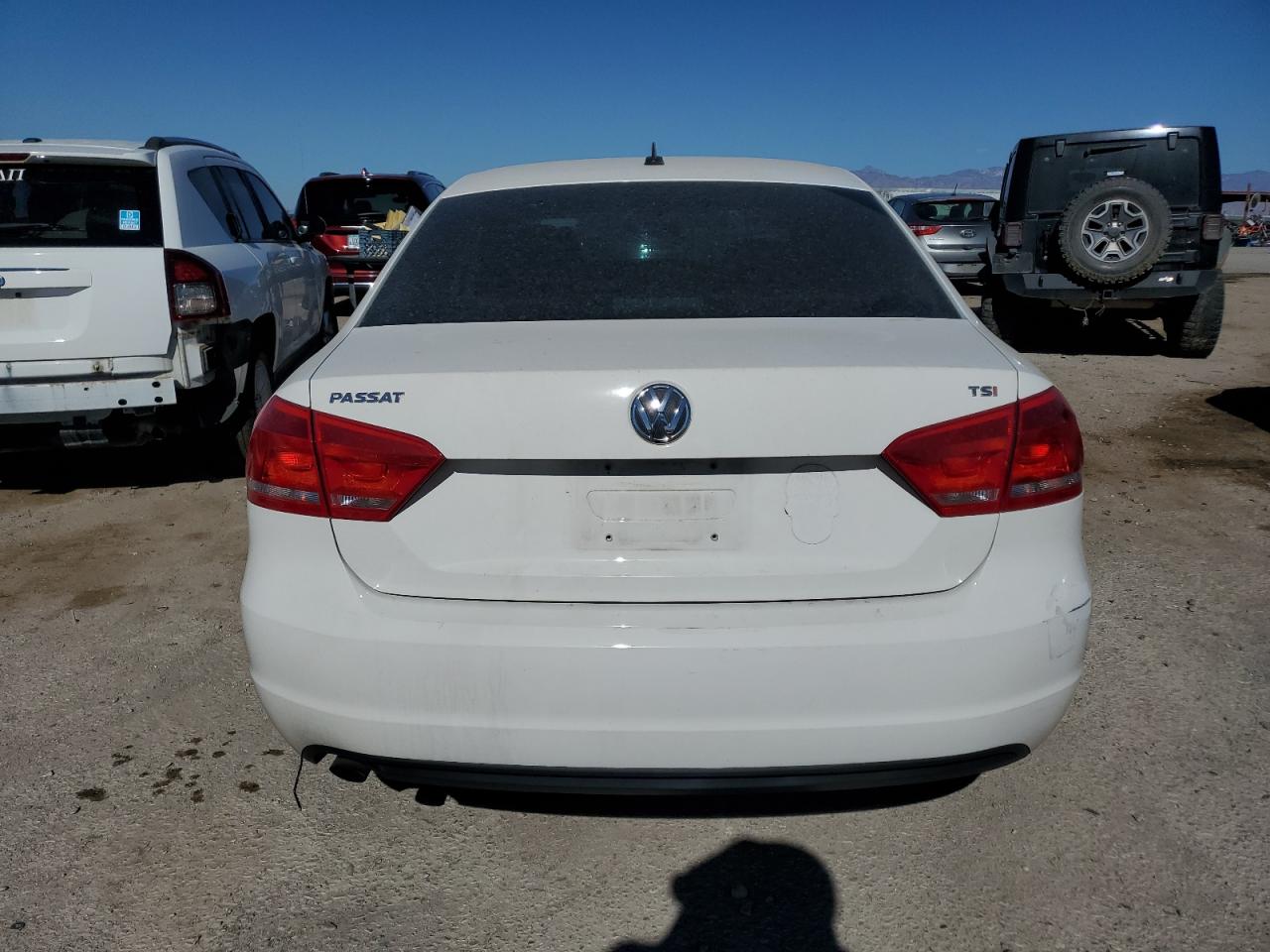 2015 Volkswagen Passat - Image 6
