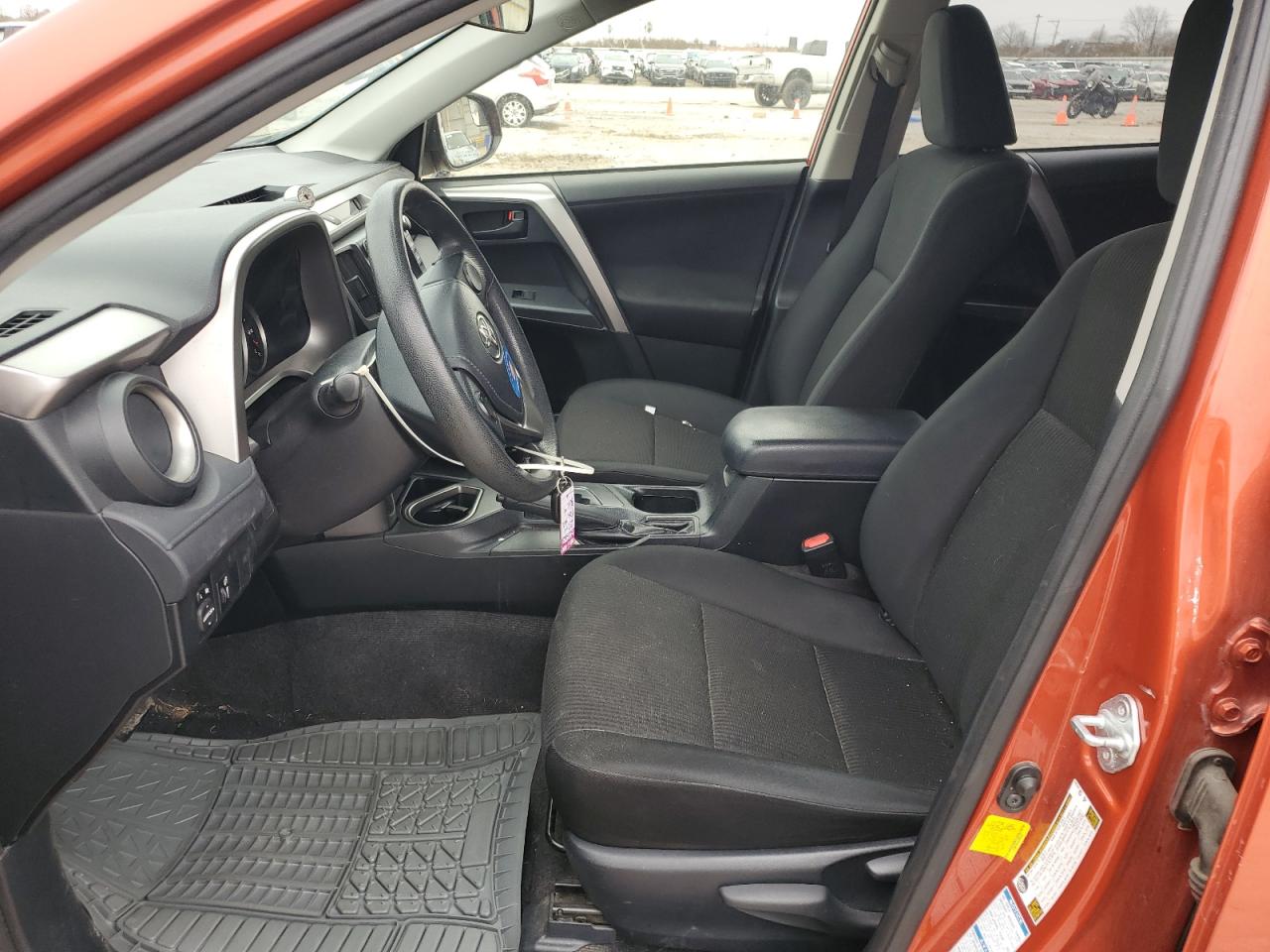 2016 Toyota RAV 4 - Image 7
