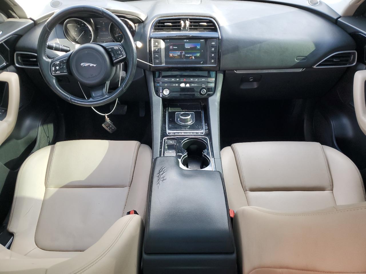 2017 Jaguar F-Pace - Image 8
