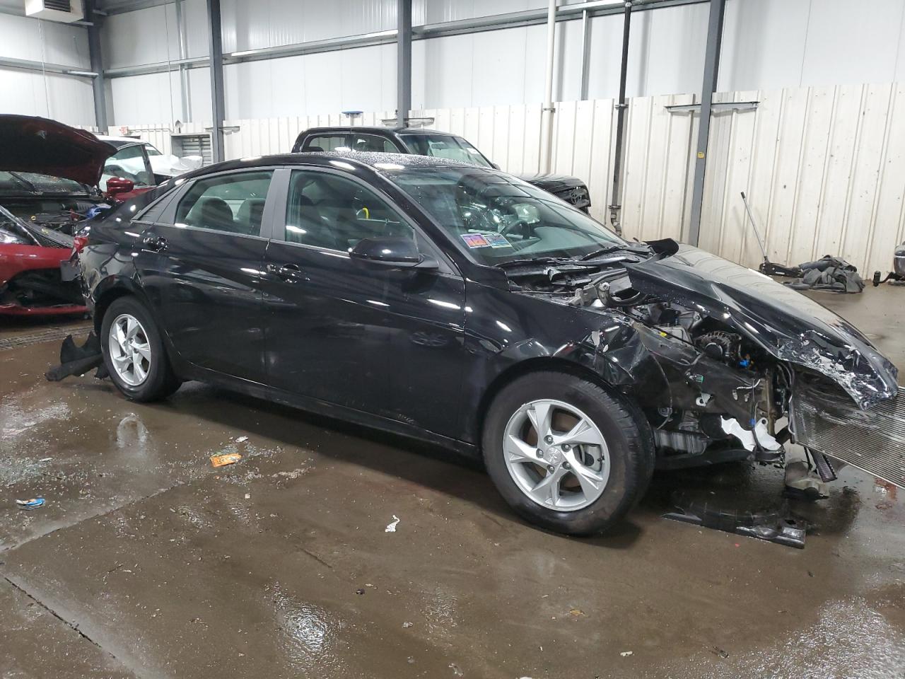 2023 Hyundai Elantra - Image 4