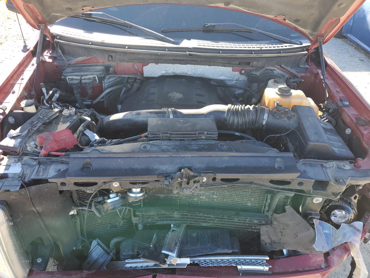 2013 Ford F-150 - Image 13