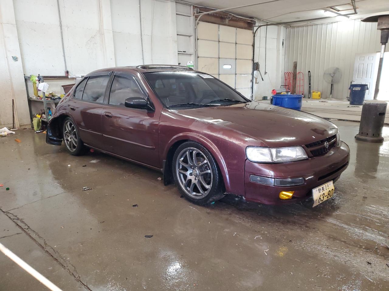 1999 Nissan Maxima - Image 4
