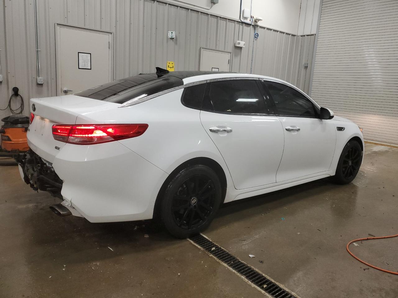 2016 Kia Optima - Image 3