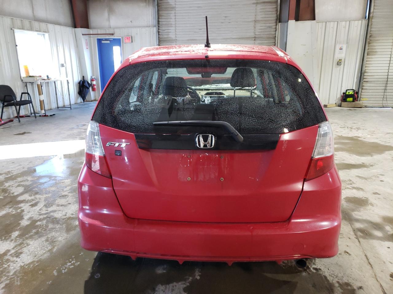 2011 Honda Fit - Image 6