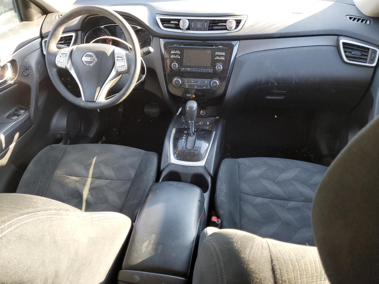 2016 Nissan Rogue - Image 8