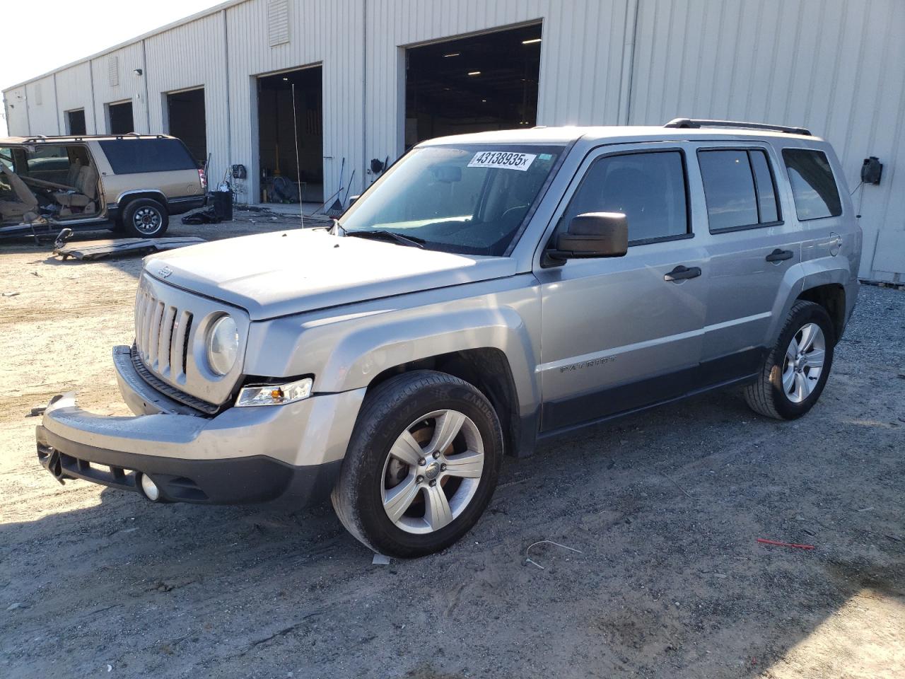 2016 Jeep Liberty (Patriot) - Image 1