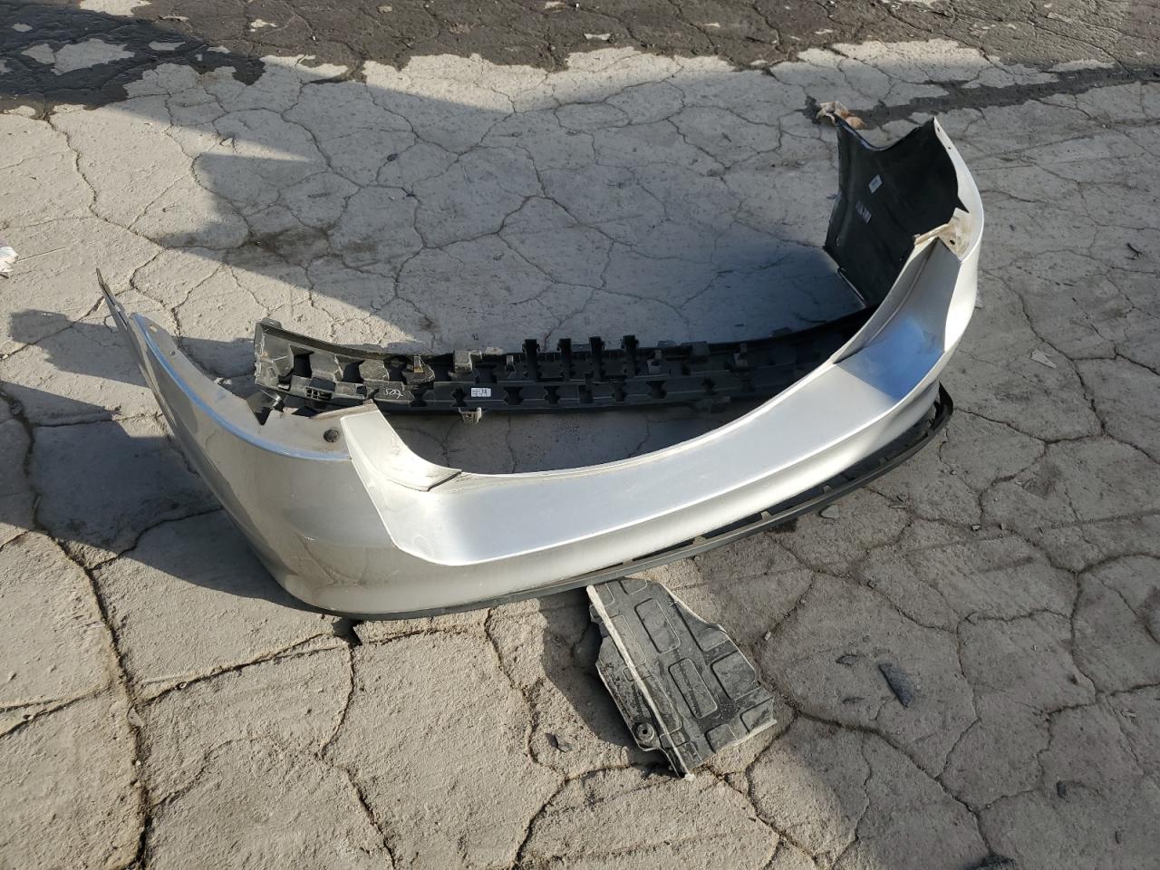 2018 Ford Fusion - Image 12