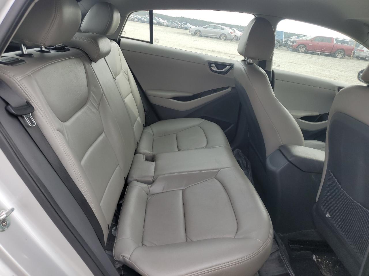 2017 Hyundai IONIQ - Image 10