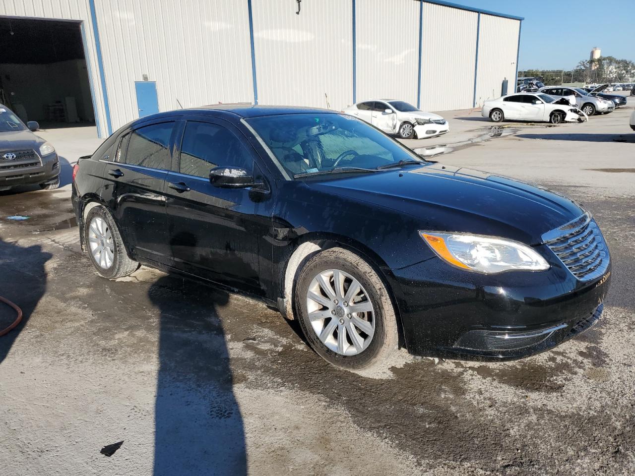 2012 Chrysler 200 - Image 4