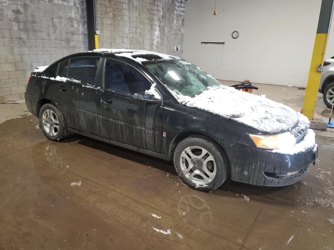 2004 Saturn ION - Image 4