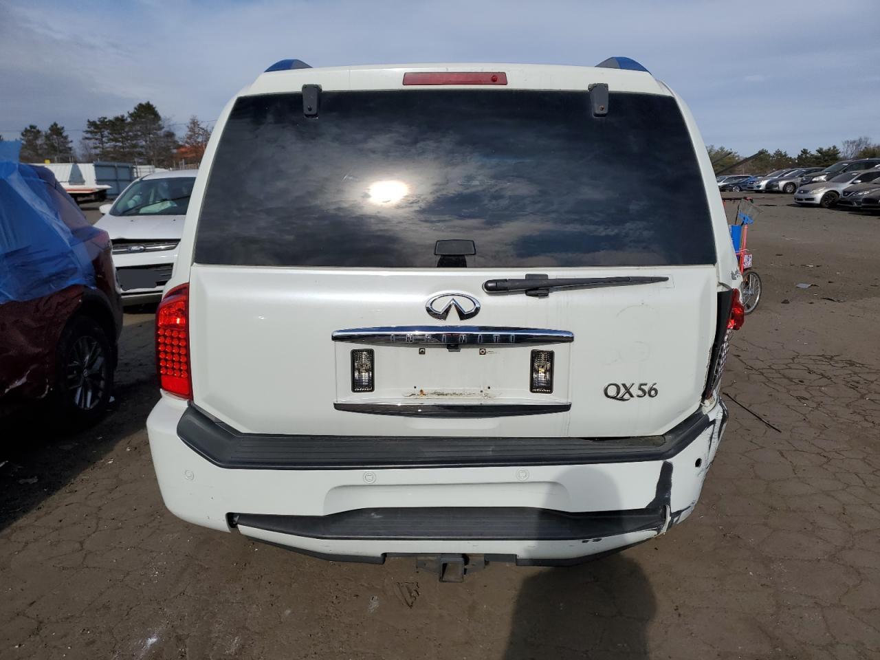 2009 Infiniti QX56 - Image 6