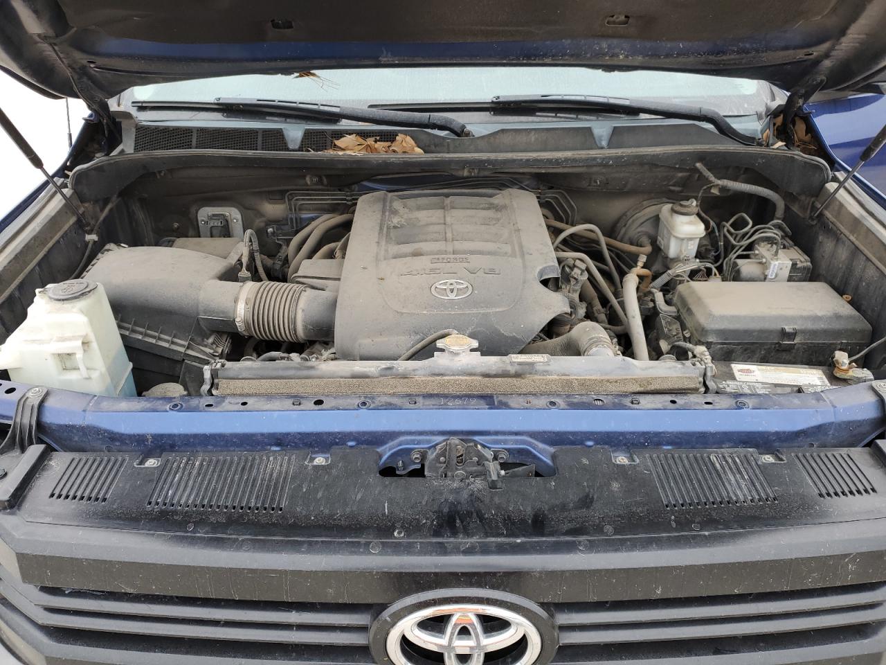2015 Toyota Tundra - Image 12