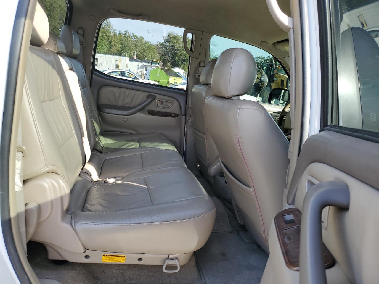 2006 Toyota Tundra - Image 10