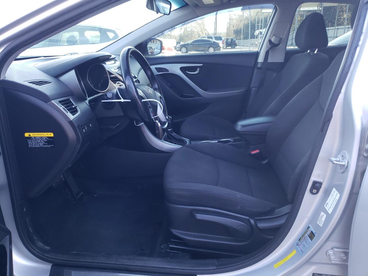 2016 Hyundai Elantra - Image 7