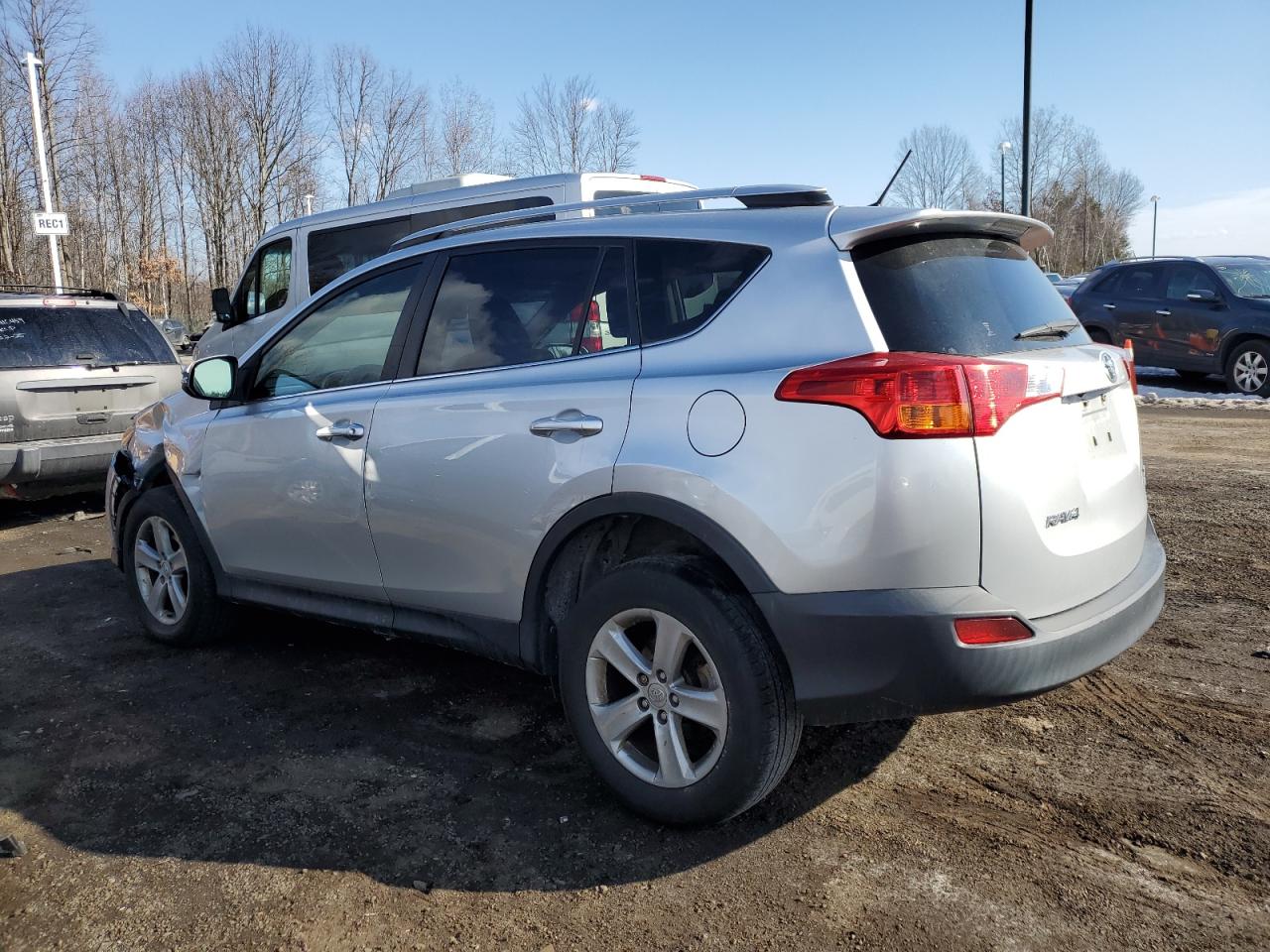 2014 Toyota RAV 4 - Image 2