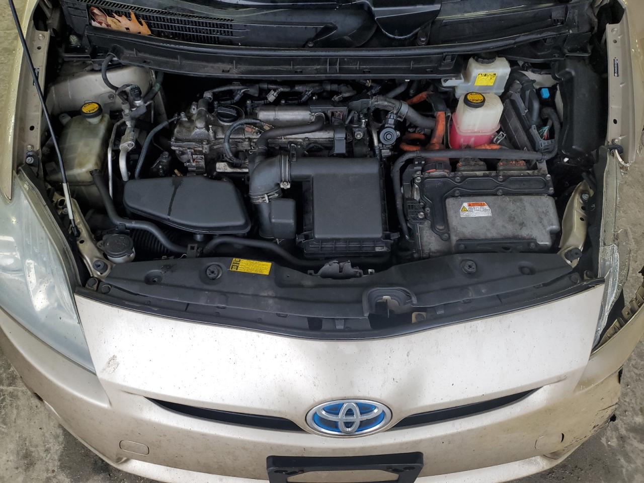 2010 Toyota Prius - Image 12
