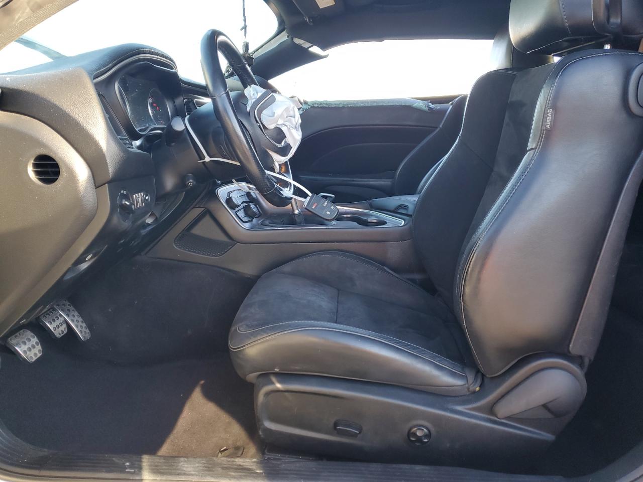 2018 Dodge Challenger - Image 7