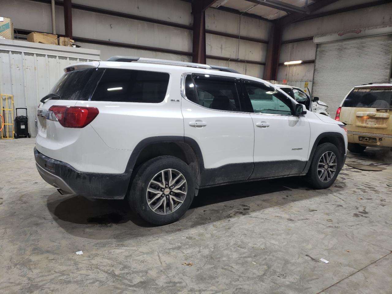 2019 GMC Acadia - Image 3
