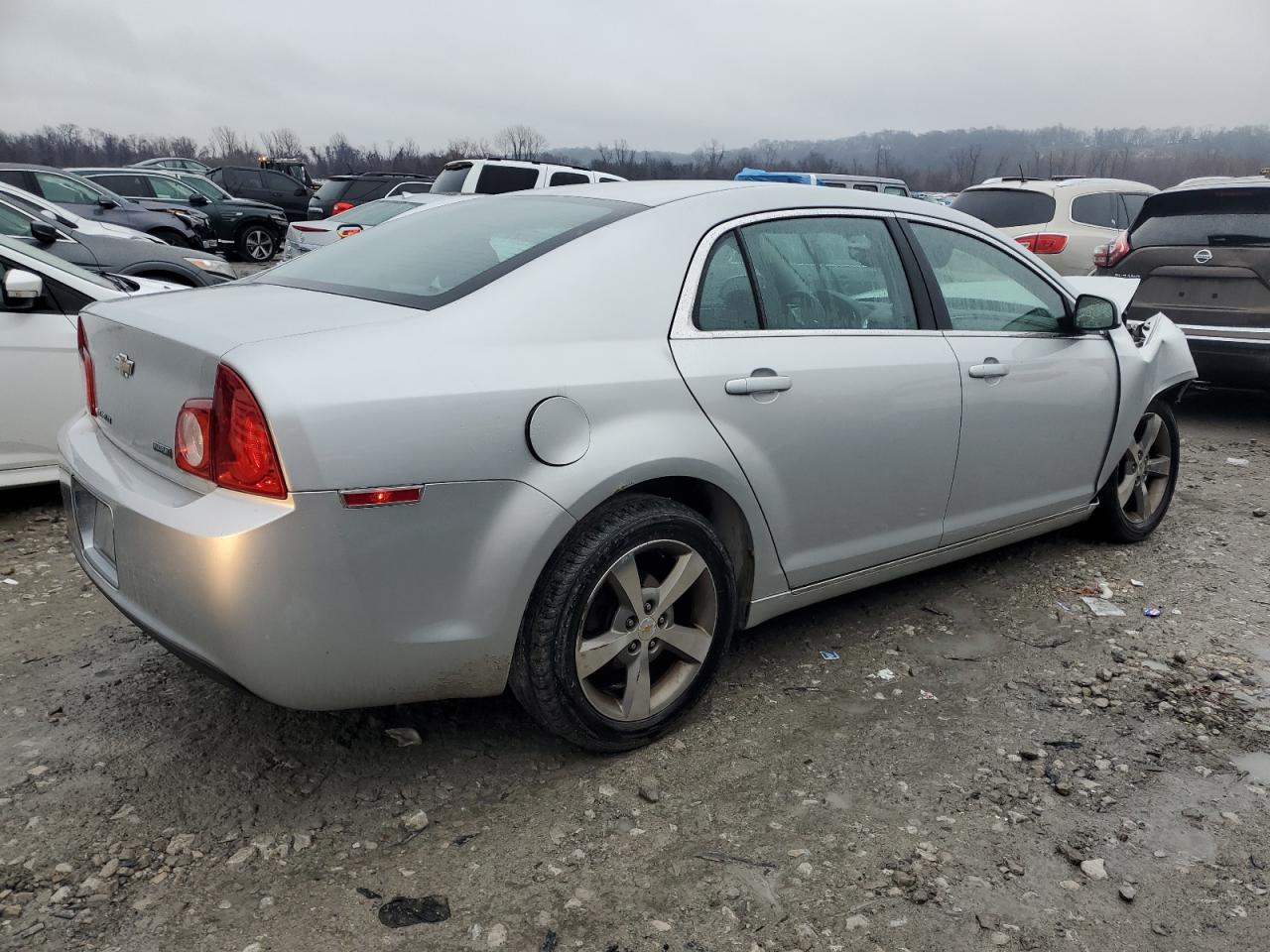2011 Chevrolet Malibu - Image 3