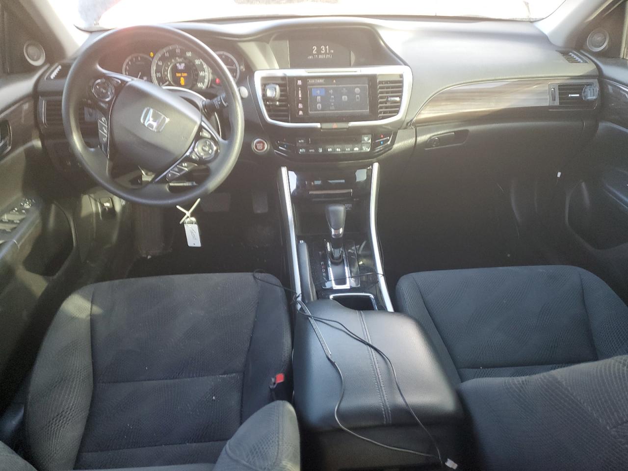 2017 Honda Accord - Image 8