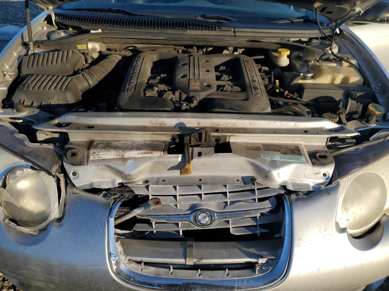 2000 Chrysler 300 - Image 13