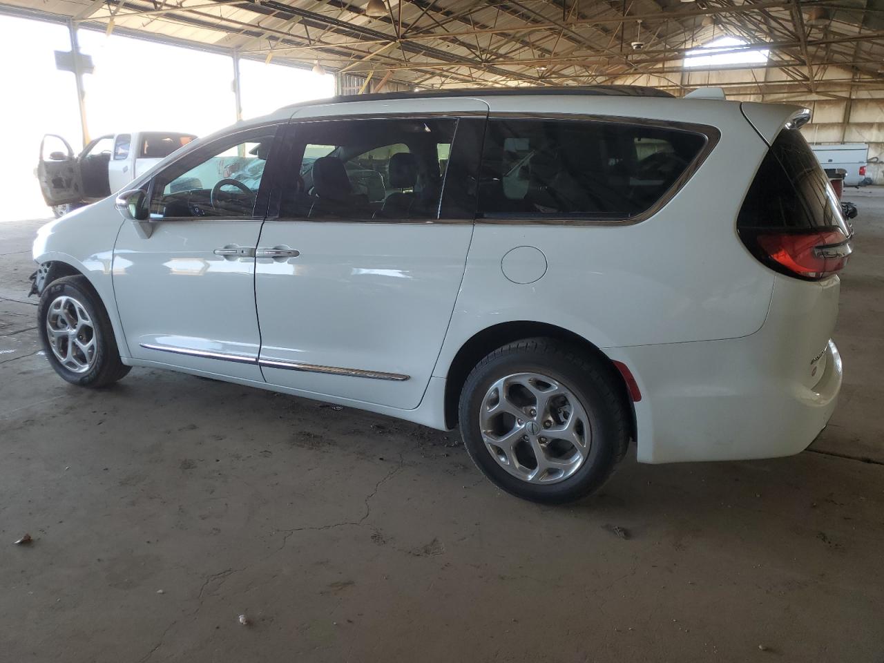 2021 Chrysler Pacifica - Image 2