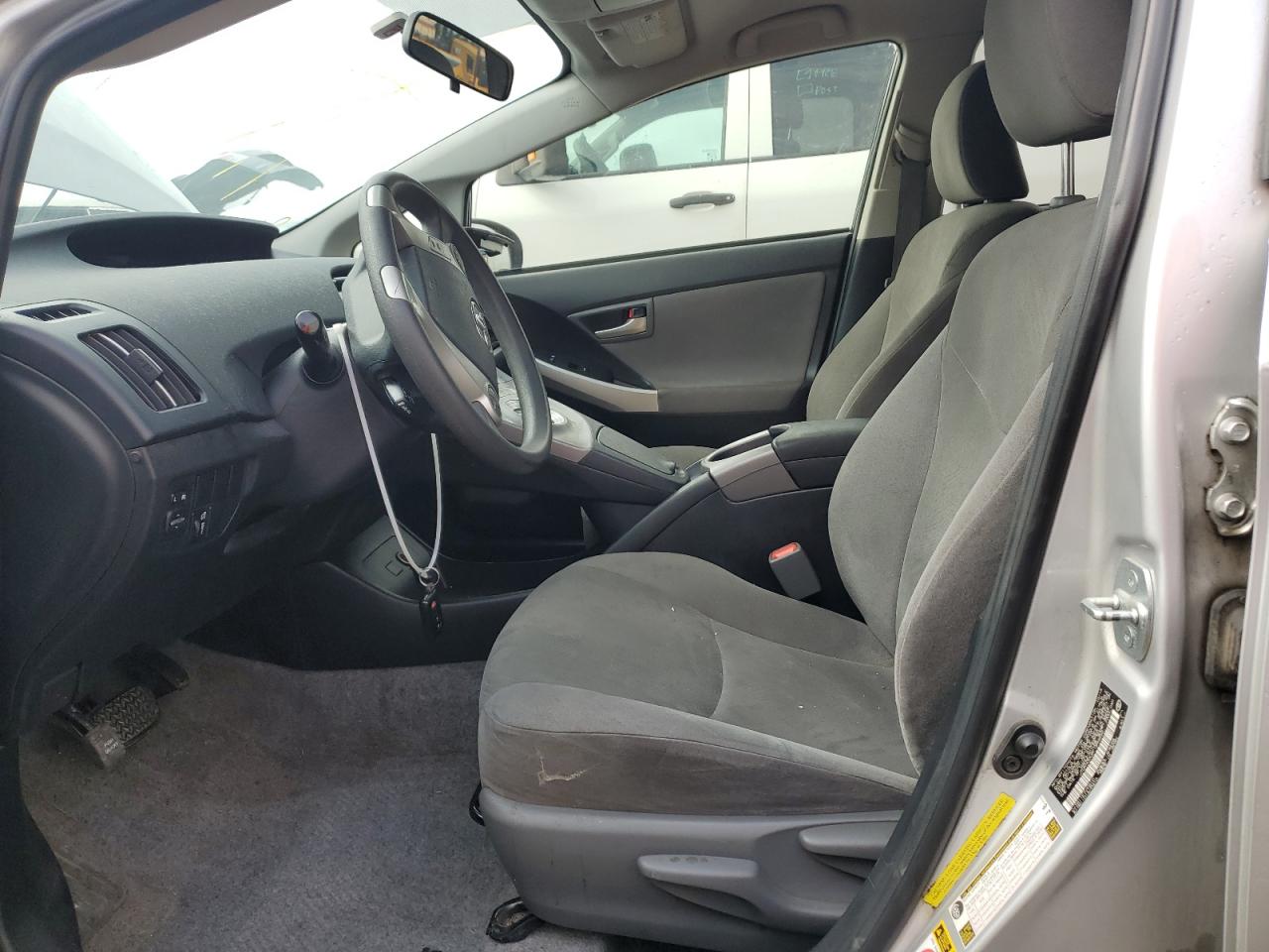 2015 Toyota Prius - Image 7